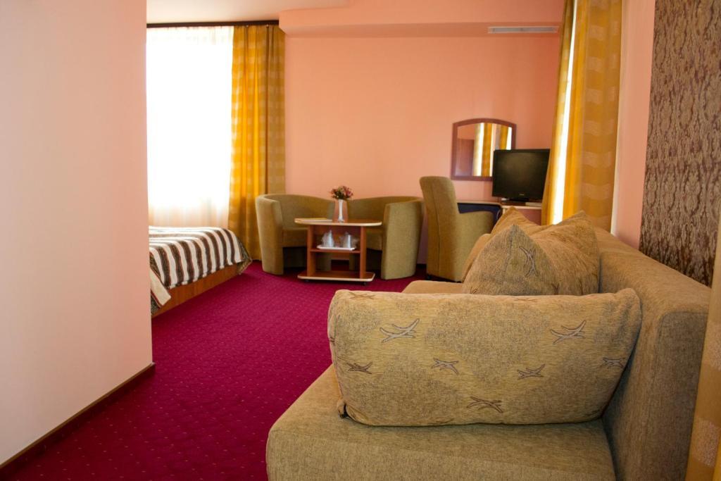 Hotel Xemar Arad Habitación foto
