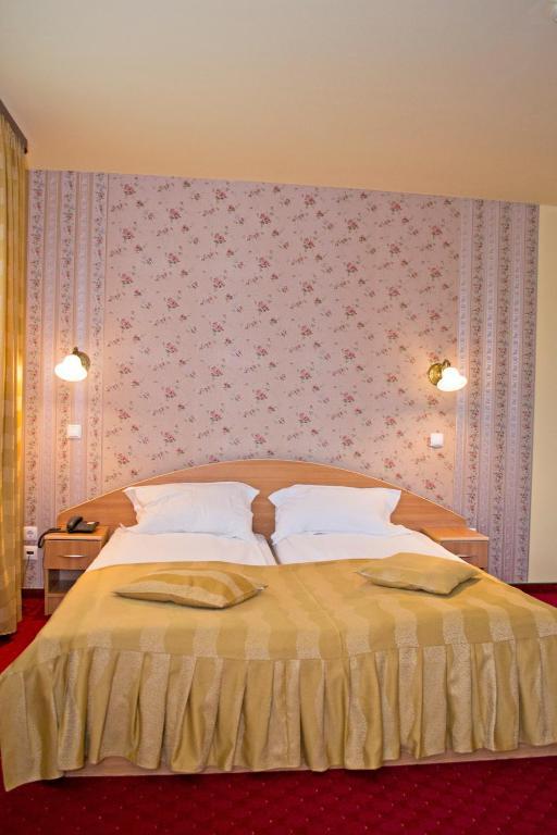 Hotel Xemar Arad Habitación foto